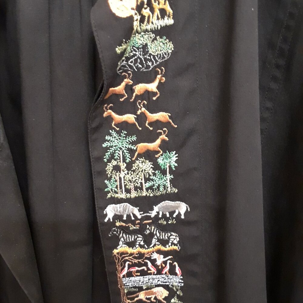 Testitalia Camicie Men's Embroidered Animals Shirt- Size Large- Gently Worn